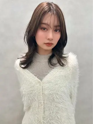 セミロング カラー ヘアアレンジ ✨レイヤー/ 透明感カラー✨冨永剛のヘアスタイル