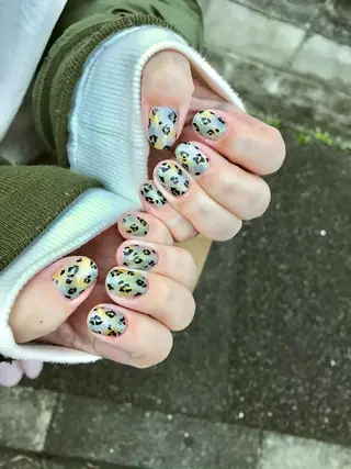 ネイル BEE NAILのネイルデザイン