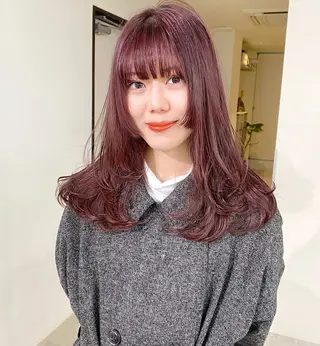 セミロング YAMADA AIKAのヘアスタイル