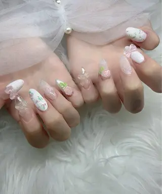 ネイル YOLO NAILのネイルデザイン