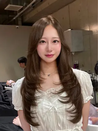 ロング カラー 垢抜けたい子の味方 🩵レイヤー/紫音のヘアスタイル