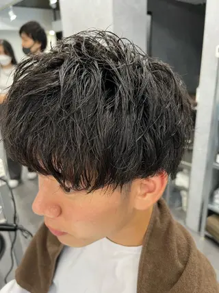 ショート パーマ メンズ 垢抜け・メンズパーマ 津山祐紀のヘアスタイル