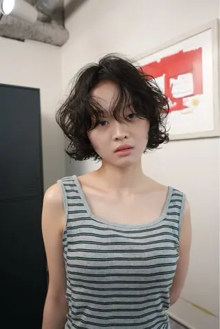 ショート パーマ 新宿/髪質改善/ レイヤー/サカキのヘアスタイル