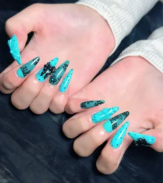 ネイル Lyna 池袋 ロングネイルのネイルデザイン