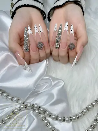 ネイル Nailsalon faveurのネイルデザイン