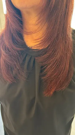 ロング TERUYA shionのヘアスタイル