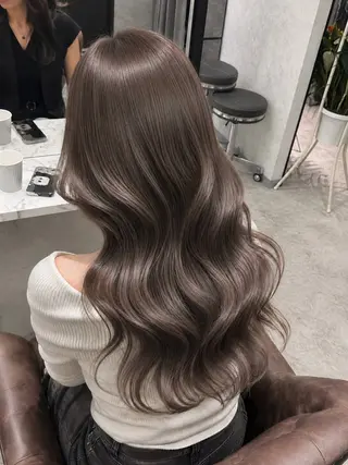 ロング カラー 🦋透明感カラー✖️ 髪質改善🦋光希のヘアスタイル