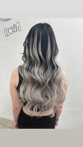 ロング カラー ヘアアレンジ LuciA7:30〜 エクステカラーのヘアスタイル