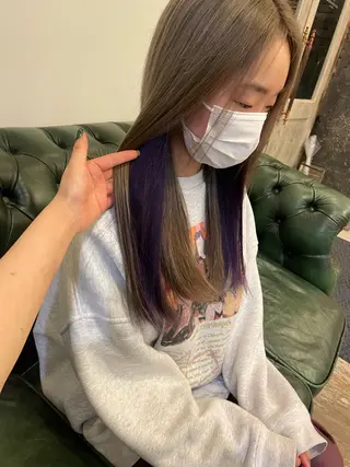 ロング 山岸 朱里のヘアスタイル