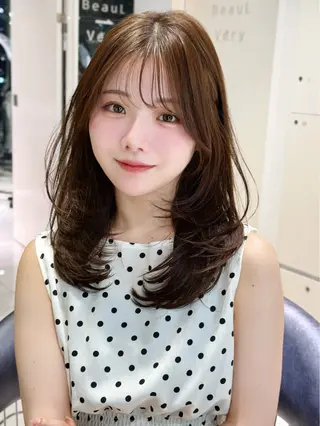 セミロング カラー 🤎韓国ヘア ベージュ まゆか🤎のヘアスタイル