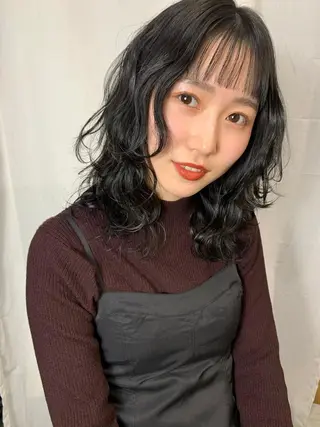ミディアム カラー ヘアアレンジ 髙塚碧🇰🇷 韓国ヘア🎗️のヘアスタイル