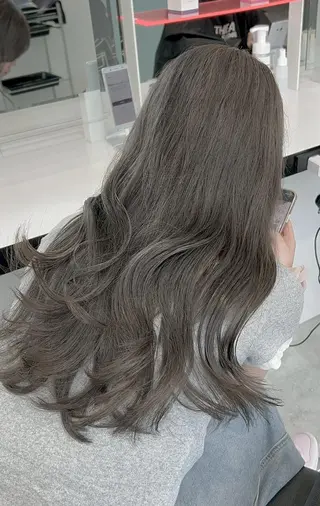 カラー 赤み消し🏹上品甘め トレンドカラー/横浜のヘアスタイル