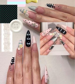 ネイル Noél_ Rikiのネイルデザイン
