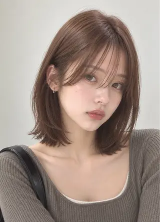 ショート カラー ヘアアレンジ ボブ/透明感ベージュ 🫧クルミ🌟のヘアスタイル