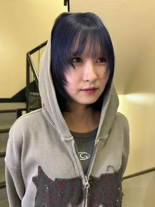 カラー 寺崎 由衣のヘアスタイル