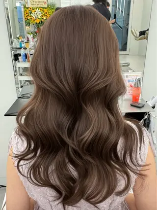 ロング カラー 顔まわりの神様✨ 透明感カラー藤嶋秀幸のヘアスタイル