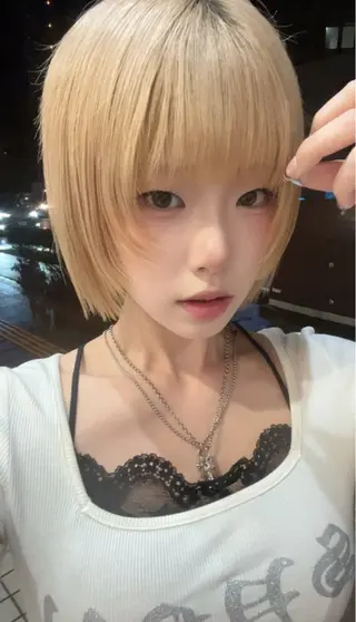 ショート 小野 眞白のヘアスタイル