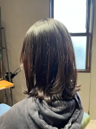 ミディアム 小川 りえのヘアスタイル