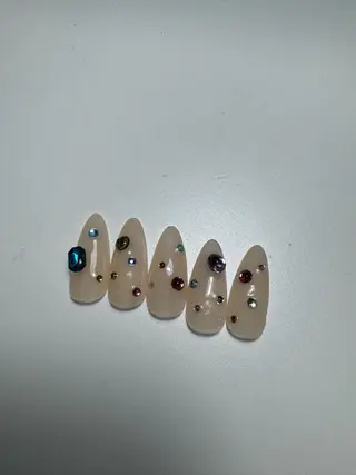 ネイル on nail 尾張旭三郷店のネイルデザイン
