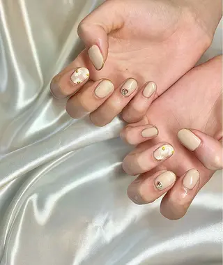 ショート カラー パーマ ヘアアレンジ メンズ キッズ ネイル マツエク・マツパ el. by Aoのネイルデザイン