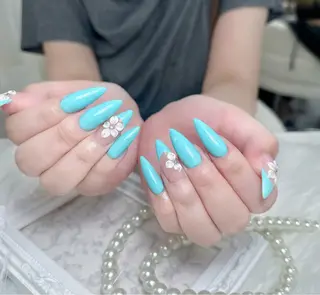 ネイル Himeka Bling.Nailのネイルデザイン