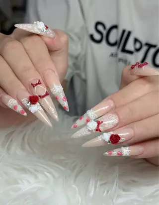 ネイル R Nailのネイルデザイン