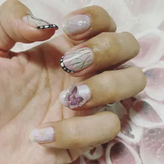 ネイル 手書きが得意🖌️ Y’s  nailのネイルデザイン