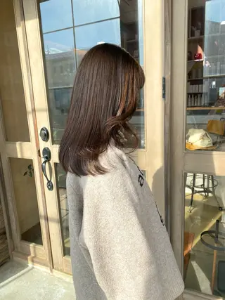 ミディアム カラー 竹内 柚子のヘアスタイル