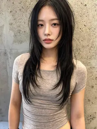 セミロング パーマ 韓国レイヤーカット 🫧大阪梅田レイヤーのヘアスタイル