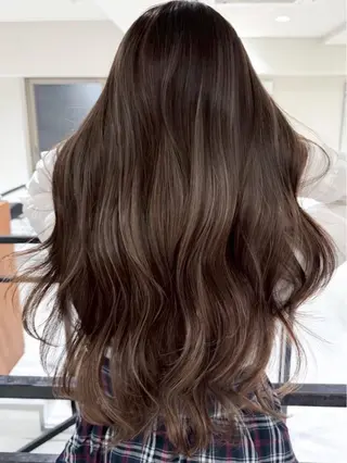 ロング カラー 透明感カラー/似合わ せカラーMIKAのヘアスタイル