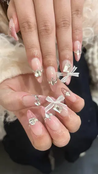 ネイル Nail salon Rhonaのネイルデザイン