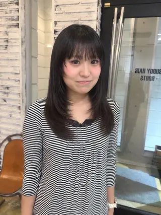 セミロング 名古屋カラー ひかりのヘアスタイル