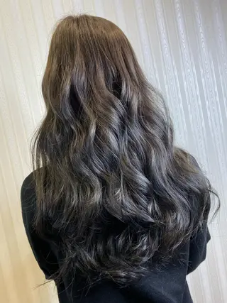 ロング カラー 【育休中】EARTH 荒井店HARUNAのヘアスタイル
