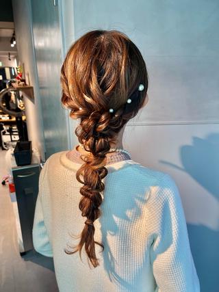 ヘアアレンジ Azu🩰/アレンジ /透明感カラー🎀/のヘアスタイル