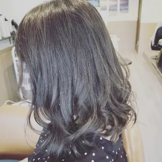 ミディアム カラー spa hair ark 富井直美のヘアスタイル