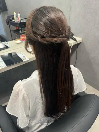 ロング 加藤 碧唯のヘアスタイル