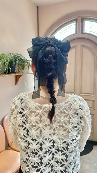 セミロング ヘアアレンジ mayu .のヘアスタイル
