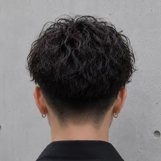 パーマ メンズ メンズ特化カットパー マカラー坂田柊のヘアスタイル