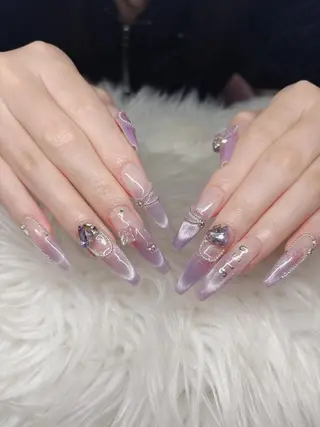 ネイル Lee Nailsのネイルデザイン