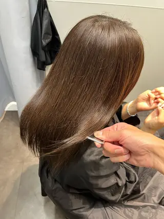 ミディアム 悩む大人女性の味方 白髪ぼかし/うる艶髪のヘアスタイル