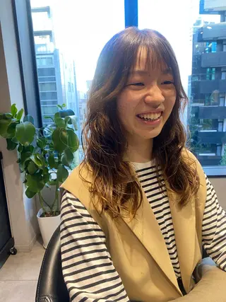 セミロング カラー パーマ 似合う髪型見つけます AYAKAのヘアスタイル
