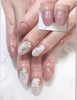 ネイル NailSalon Fluraのネイルデザイン