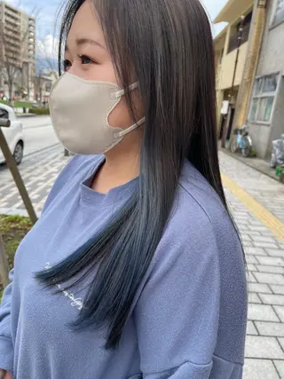 ロング カラー 岩下 侑里のヘアスタイル