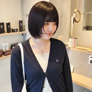 ショート カラー 透明感カラー🫧HI NAKO/ROCCOのヘアスタイル