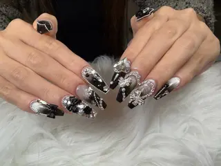 ネイル HIKARIHANA NAILのネイルデザイン