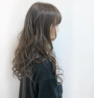ロング カラー 青池 康宏のヘアスタイル