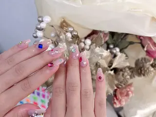 ネイル グロー ネイルのネイルデザイン