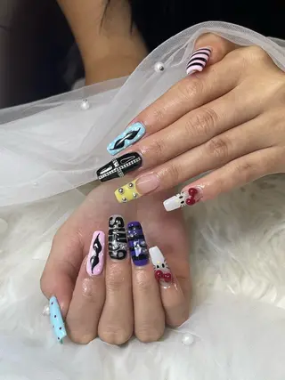ネイル NiJi Nailsのネイルデザイン