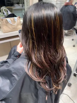ロング 平野 世菜のヘアスタイル