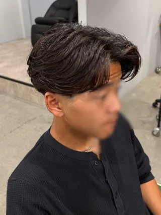 ショート パーマ メンズ 高橋 奎太のヘアスタイル